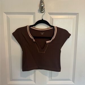 Like new urban outfitters crop top